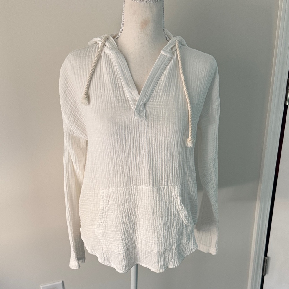 Altar’d State White Lightweight Crinkle Pocketed Hoodie
